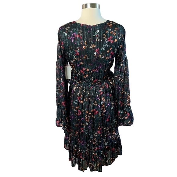 Riley & Rae Kate Floral Print Babydoll Dress Floral Print in Rich Black Size 2 - Picture 3 of 13